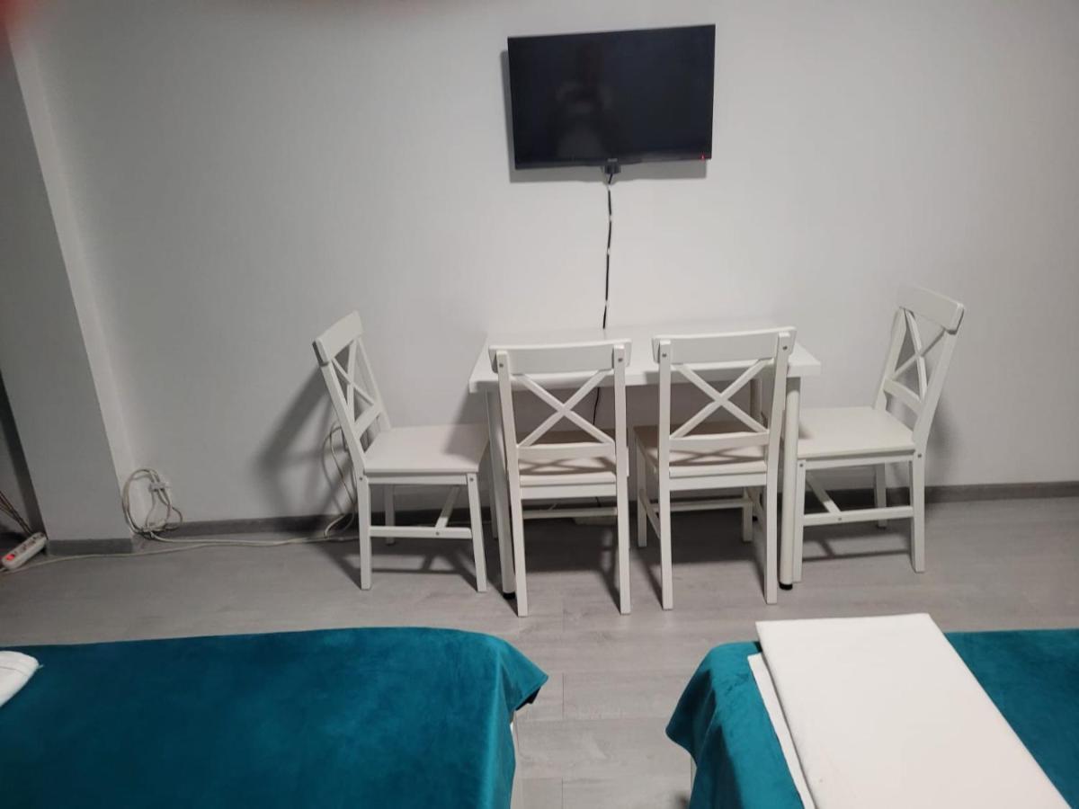 Zenlux Hotel Jászvásár Kültér fotó