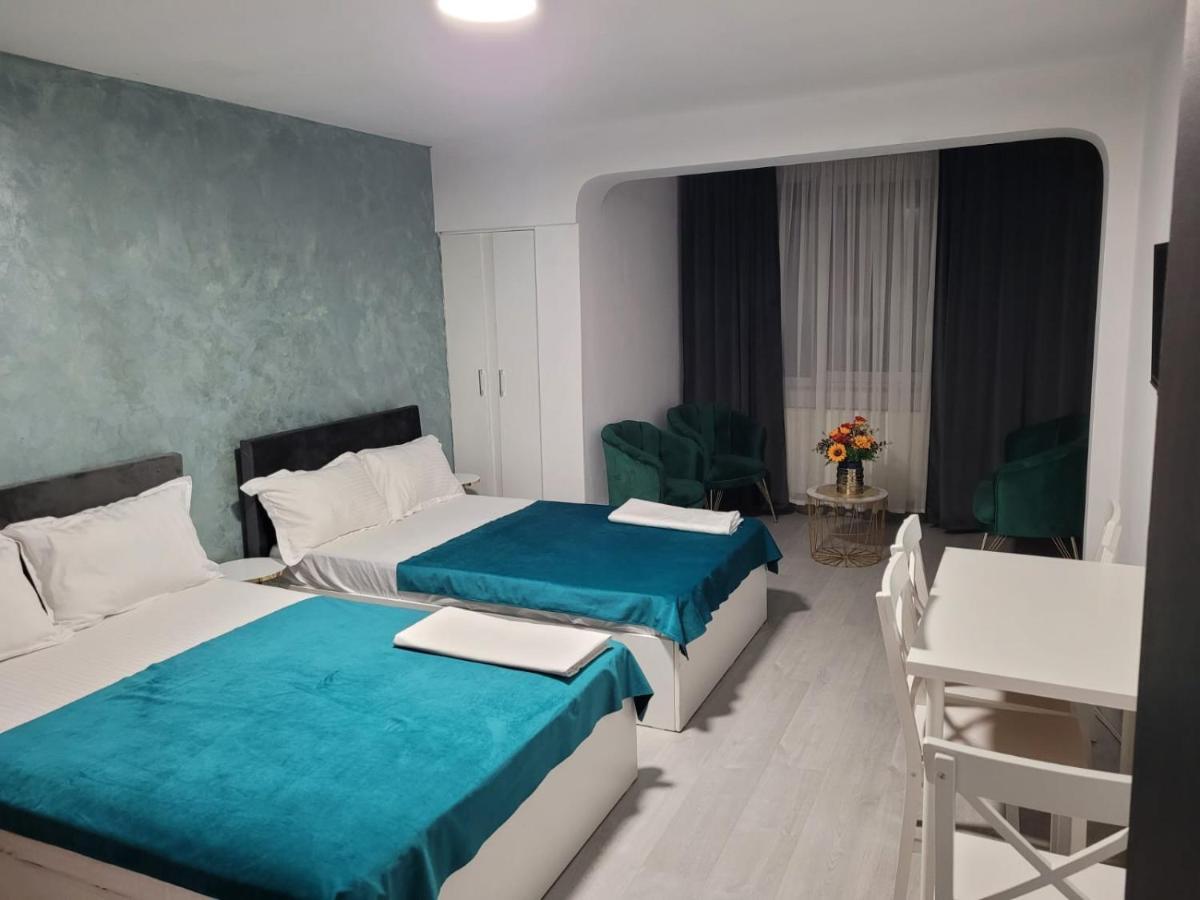 Zenlux Hotel Jászvásár Kültér fotó